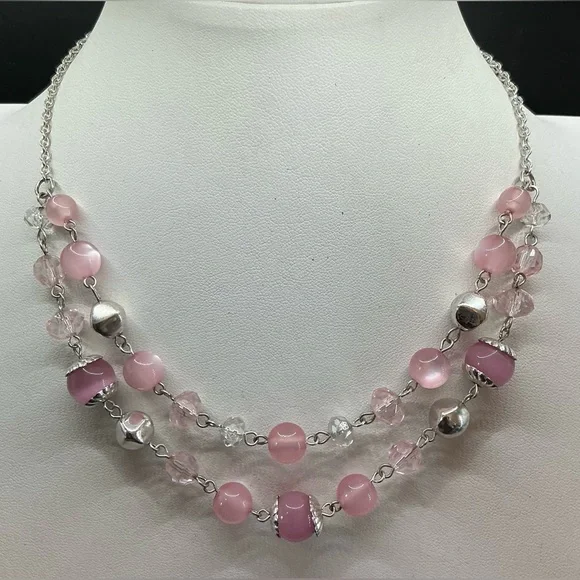 PALE PINK SILVERTONE LAYERED STRAND ADJUSTABLE CHOKER NECKLACE - Picture 1 of 2